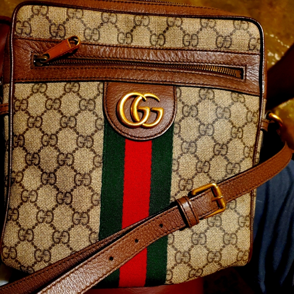 GUCCIOphidia Small GG Canvas Messenger Bag Beige